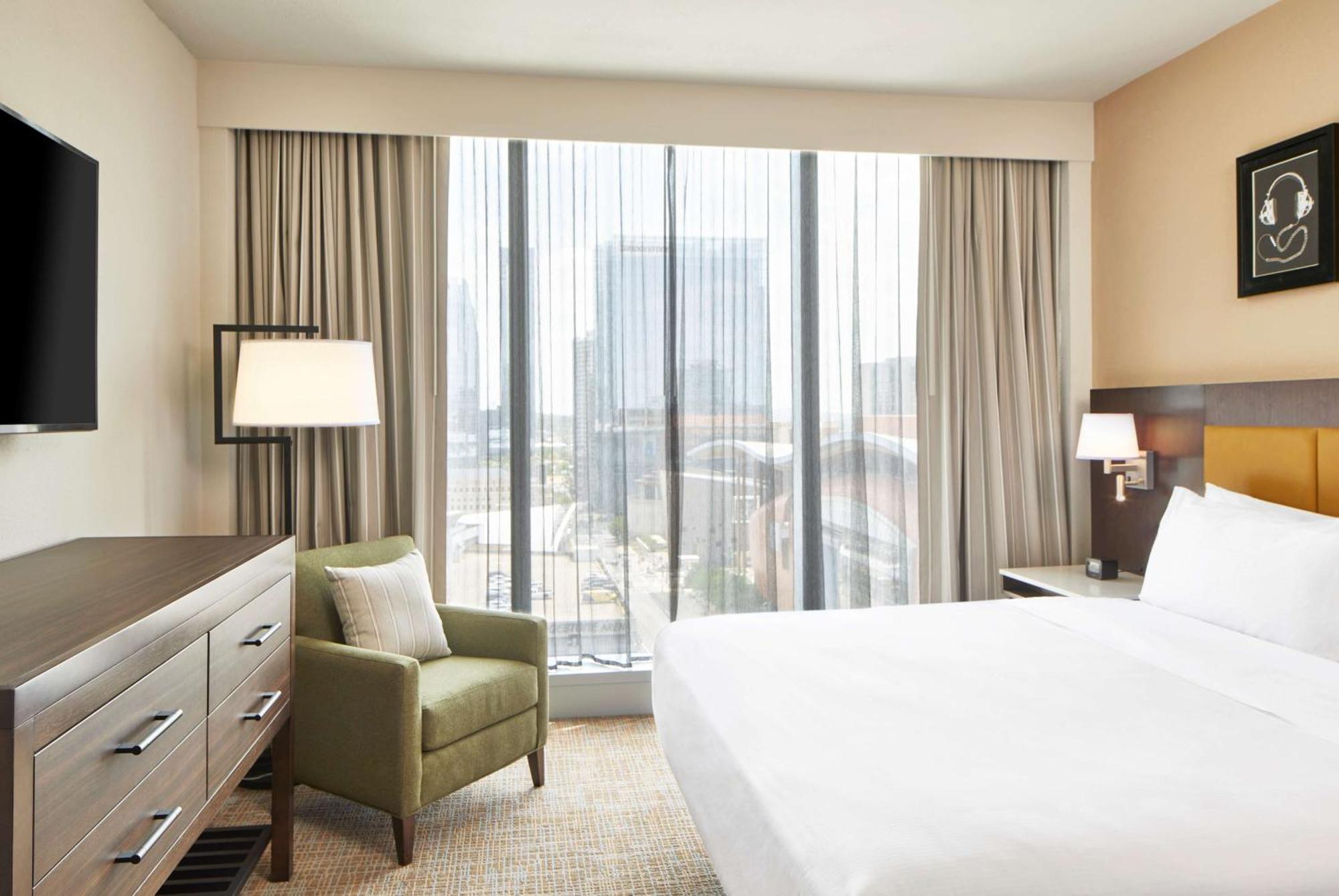 Embassy Suites By Hilton Nashville Downtown Extérieur photo